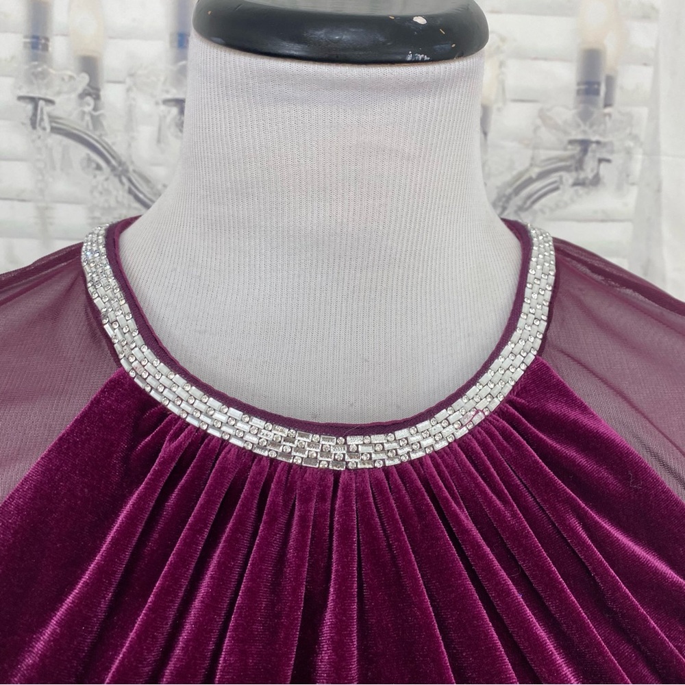 NWT R&M Richards Size 8 Plum Purple Rhinestone Cape Sleeve Sheath Dress Chiffon - Picture 6 of 15